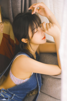 我的同桌是女生